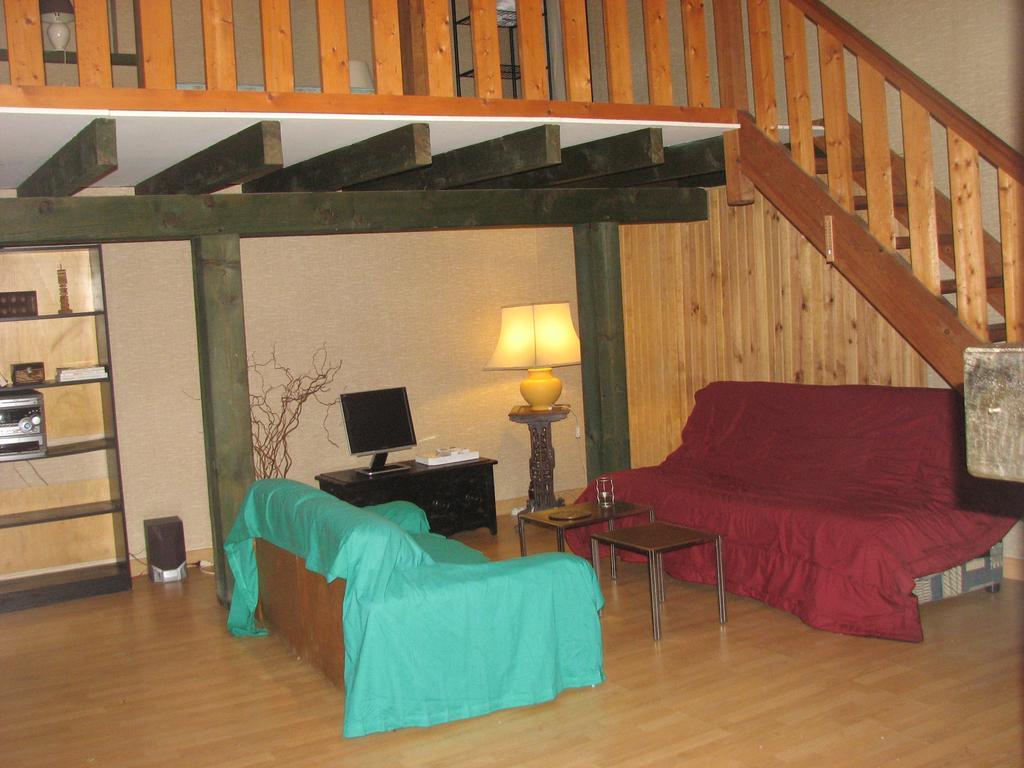 Duplex Carreyrou Apartment Beaumont-en-Perigord Ngoại thất bức ảnh